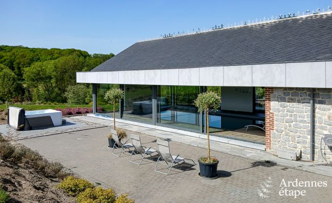 Gite de charme  Couvin pour 18 personnes en Ardenne