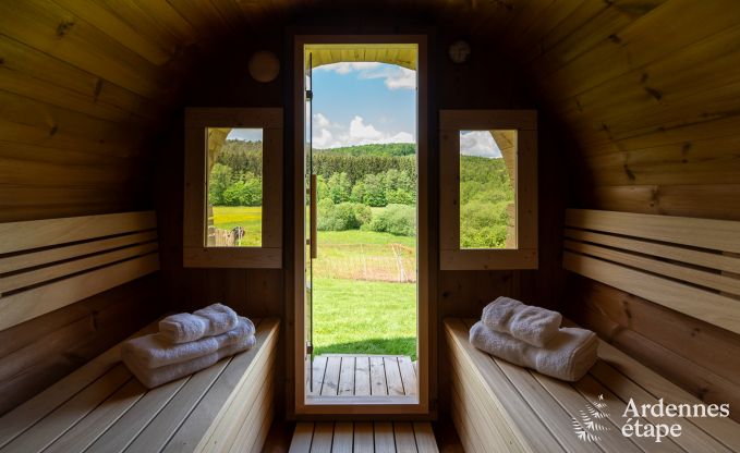 Chalet  Couvin pour 8 personnes : maison de vacances confortable avec sauna et vue panoramique