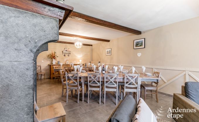 Maison de vacances  Couvin pour 15 personnes en Ardenne
