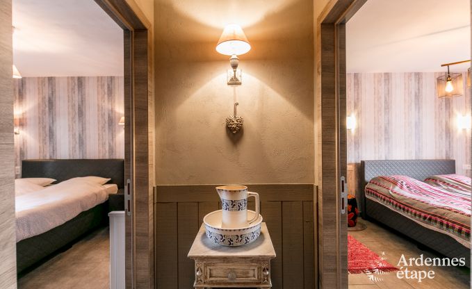 Maison de vacances  Couvin pour 15 personnes en Ardenne