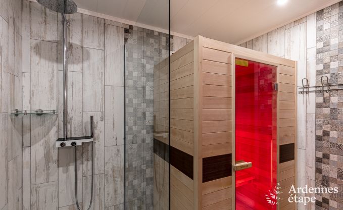 Maison de vacances  Couvin pour 15 personnes en Ardenne