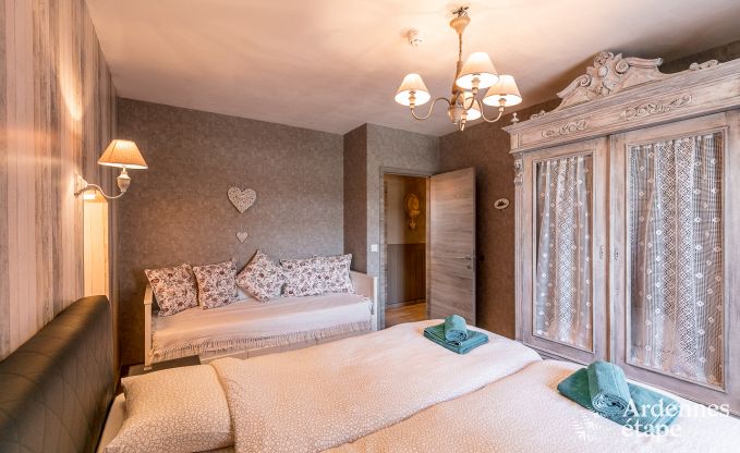 Maison de vacances  Couvin pour 15 personnes en Ardenne