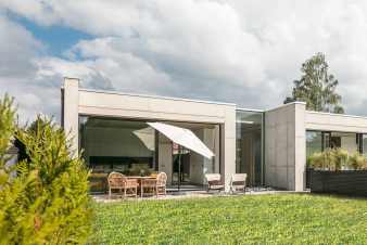 Gîte contemporain lumineux pour couples, avec jardin et terrasse