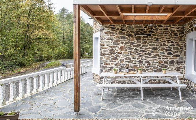 Maison de vacances  Daverdisse pour 19/20 personnes en Ardenne