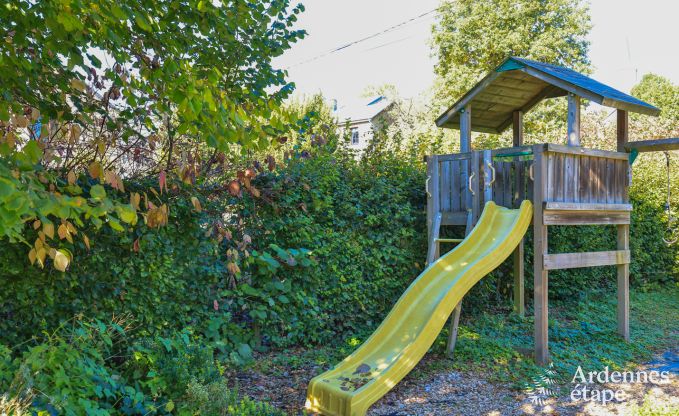 Maison de vacances � Daverdisse pour 15 personnes en Ardenne