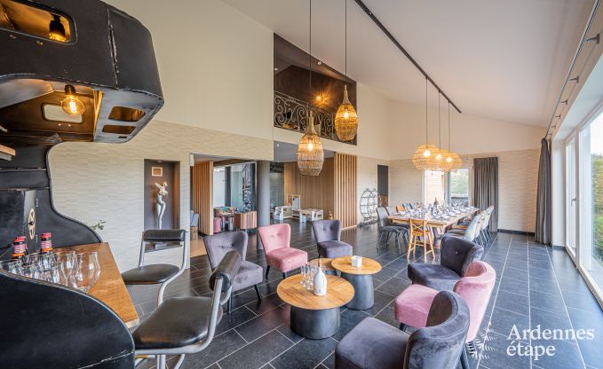 Grande villa de vacances � Daverdisse pour 14 personnes avec 5 chambres et salles de bains, installations de bien-�tre et jardin priv�