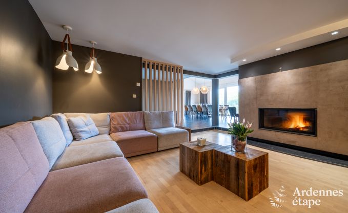 Grande villa de vacances � Daverdisse pour 14 personnes avec 5 chambres et salles de bains, installations de bien-�tre et jardin priv�