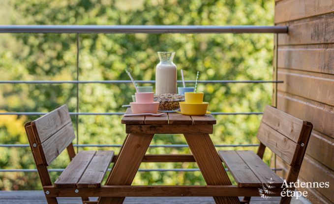 Grande villa de vacances � Daverdisse pour 14 personnes avec 5 chambres et salles de bains, installations de bien-�tre et jardin priv�