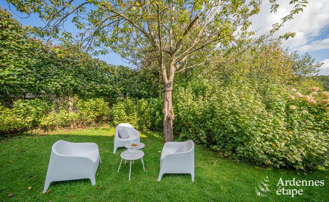 Grande villa de vacances � Daverdisse pour 14 personnes avec 5 chambres et salles de bains, installations de bien-�tre et jardin priv�