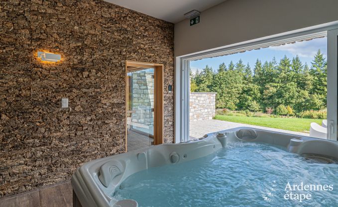Spacieuse villa de luxe � Daverdisse pour 22 personnes avec 11 chambres, piscine int�rieure, sauna et jacuzzi