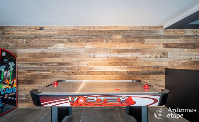 Villa de luxe Daverdisse, 10 chambres, 9 salles de bains, piscine, jacuzzi, sauna, salle de jeux, proche fort et rivire