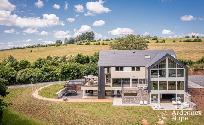 Villa de luxe Daverdisse, 10 chambres, 9 salles de bains, piscine, jacuzzi, sauna, salle de jeux, proche fort et rivire