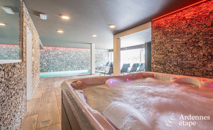 Villa de luxe Daverdisse, 10 chambres, 9 salles de bains, piscine, jacuzzi, sauna, salle de jeux, proche fort et rivire