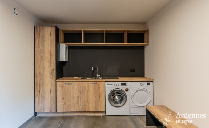 Villa de luxe Daverdisse, 10 chambres, 9 salles de bains, piscine, jacuzzi, sauna, salle de jeux, proche fort et rivire