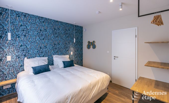 Spacieuse villa de luxe  Daverdisse pour 22 personnes avec 11 chambres, piscine intrieure, sauna et jacuzzi