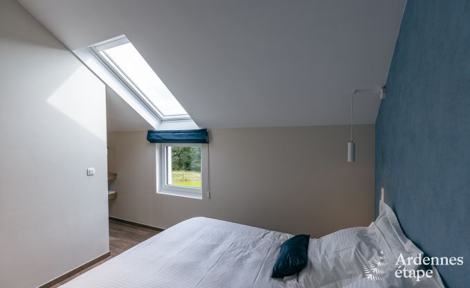 Spacieuse villa de luxe  Daverdisse pour 22 personnes avec 11 chambres, piscine intrieure, sauna et jacuzzi