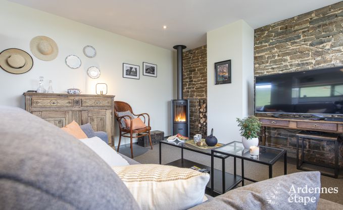 Jolie maison de vacances à louer pour 2 à 4 personnes à Dinant en Ardenne