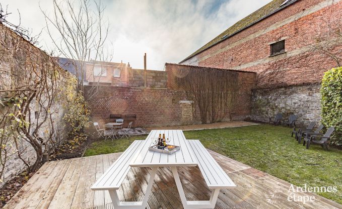 Maison de vacances � Dinant pour 12/14 personnes en Ardenne