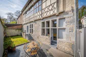 Gîte de charme et d'histoire pour 6 p. à Dinant en Ardenne