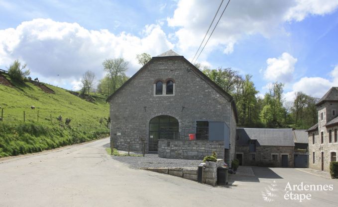 Vacances � la ferme � Dinant pour 25 personnes en Ardenne