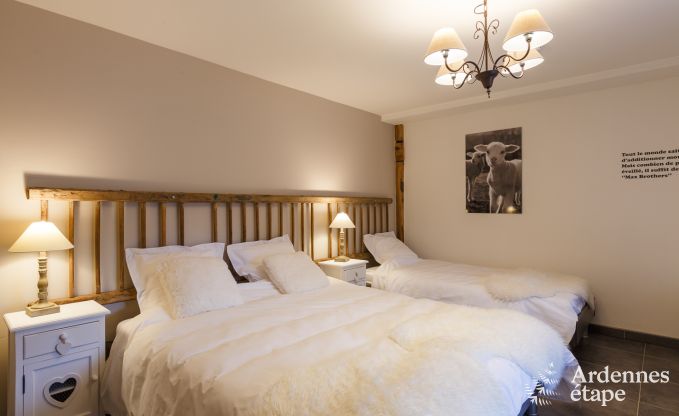 Vacances � la ferme � Dinant pour 25 personnes en Ardenne