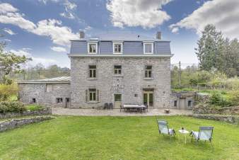 Villa de Luxe à Dinant pour 12 personnes en Ardenne