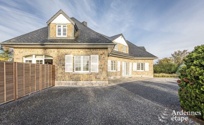 Villa de Luxe  Dinant pour 14 personnes en Ardenne