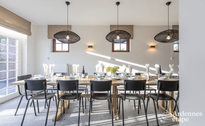 Villa de Luxe � Dinant pour 14 personnes en Ardenne