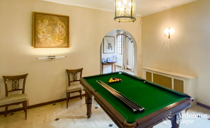 Spacieuse maison de vacances avec piscine  Dinant, Ardenne