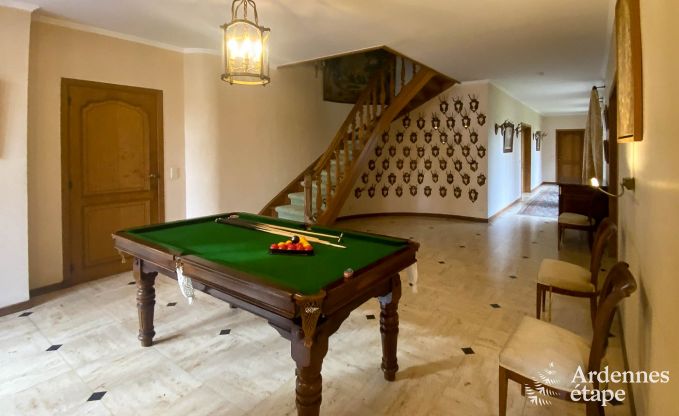 Spacieuse maison de vacances avec piscine  Dinant, Ardenne