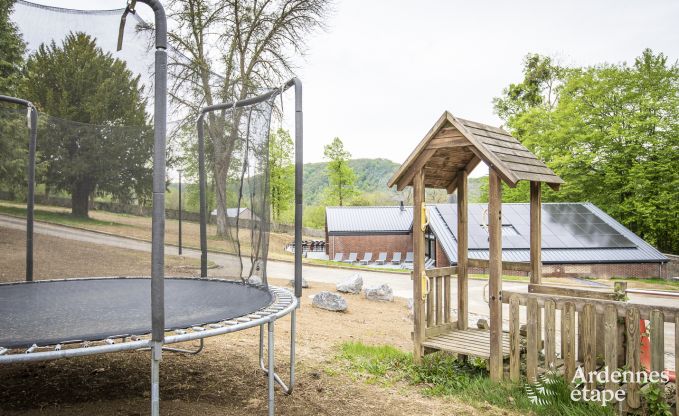 Gte insolite  Dinant pour 33 personnes en Ardenne