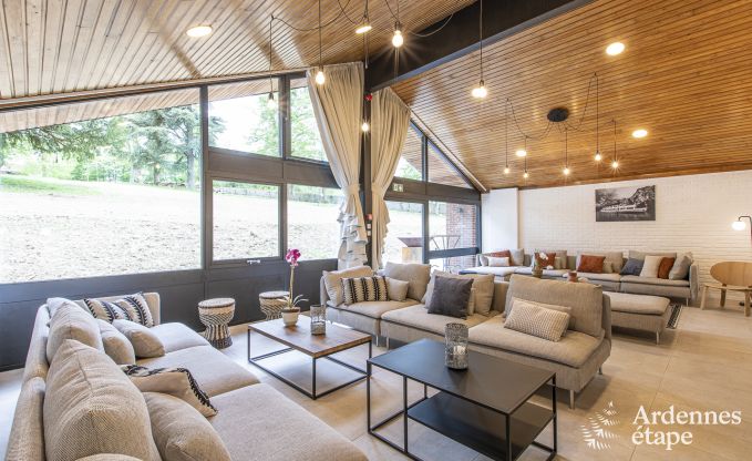 Gte insolite  Dinant pour 33 personnes en Ardenne