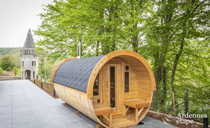 Gte insolite  Dinant pour 33 personnes en Ardenne