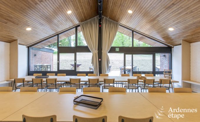 Gte insolite  Dinant pour 33 personnes en Ardenne