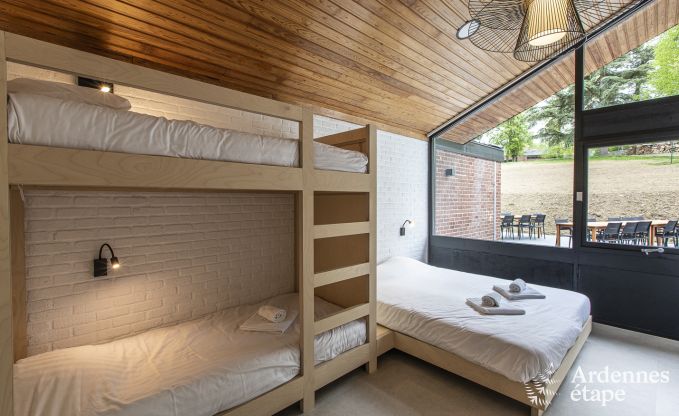 Gte insolite  Dinant pour 33 personnes en Ardenne