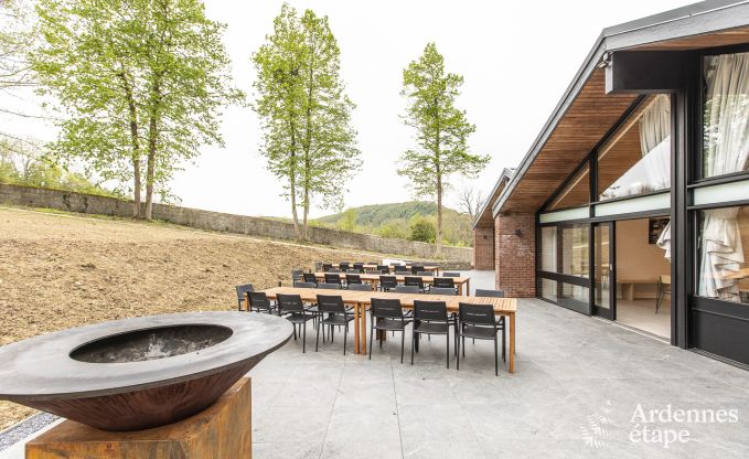 Gte insolite  Dinant pour 33 personnes en Ardenne