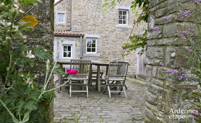 Maison de vacances � Dinant pour 26 personnes en Ardenne