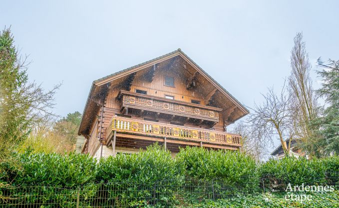 Chalet confortable et charmant pour les amoureux de la nature � Dion, Ardenne