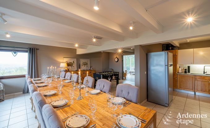 Chalet spacieux pour 14 personnes � Dion, Ardenne, 5 chambres, jardin privatif, terrasse avec vue, salle de jeux et confort optimal