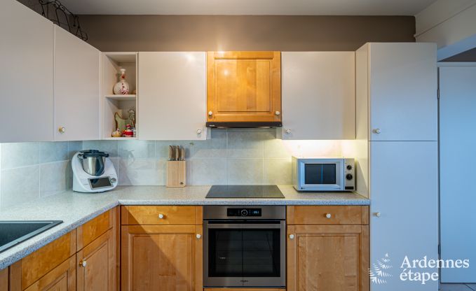 Chalet spacieux pour 14 personnes � Dion, Ardenne, 5 chambres, jardin privatif, terrasse avec vue, salle de jeux et confort optimal