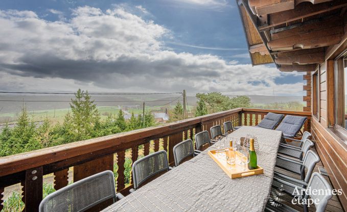Chalet spacieux pour 14 personnes � Dion, Ardenne, 5 chambres, jardin privatif, terrasse avec vue, salle de jeux et confort optimal