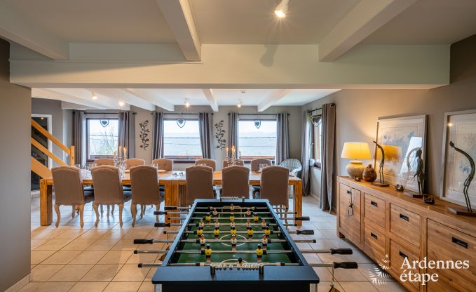 Chalet spacieux pour 14 personnes � Dion, Ardenne, 5 chambres, jardin privatif, terrasse avec vue, salle de jeux et confort optimal