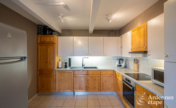 Chalet spacieux pour 14 personnes � Dion, Ardenne, 5 chambres, jardin privatif, terrasse avec vue, salle de jeux et confort optimal