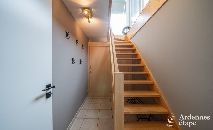 Chalet spacieux pour 14 personnes � Dion, Ardenne, 5 chambres, jardin privatif, terrasse avec vue, salle de jeux et confort optimal