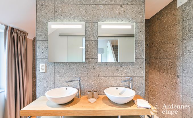 Maison de vacances � Doische pour 15 personnes en Ardenne