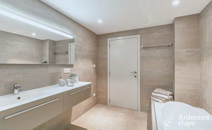 Maison de vacances � Doische pour 3/4 personnes en Ardenne