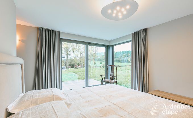 Maison de vacances  Doische : sjour confortable pour 19 personnes avec salle de jeux, jardin priv et proche de Dinant