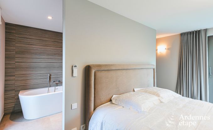 Maison de vacances  Doische : sjour confortable pour 19 personnes avec salle de jeux, jardin priv et proche de Dinant