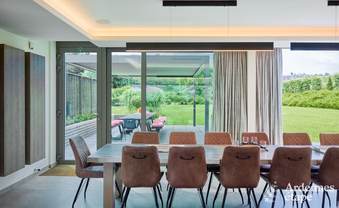 Maison de vacances  Doische : sjour confortable pour 19 personnes avec salle de jeux, jardin priv et proche de Dinant