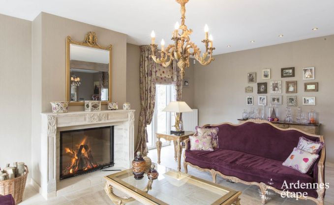 Villa de luxe pour 8 personnes � Doische : cabine infrarouge, jacuzzi, cassette � bois, �tang et jardin priv�